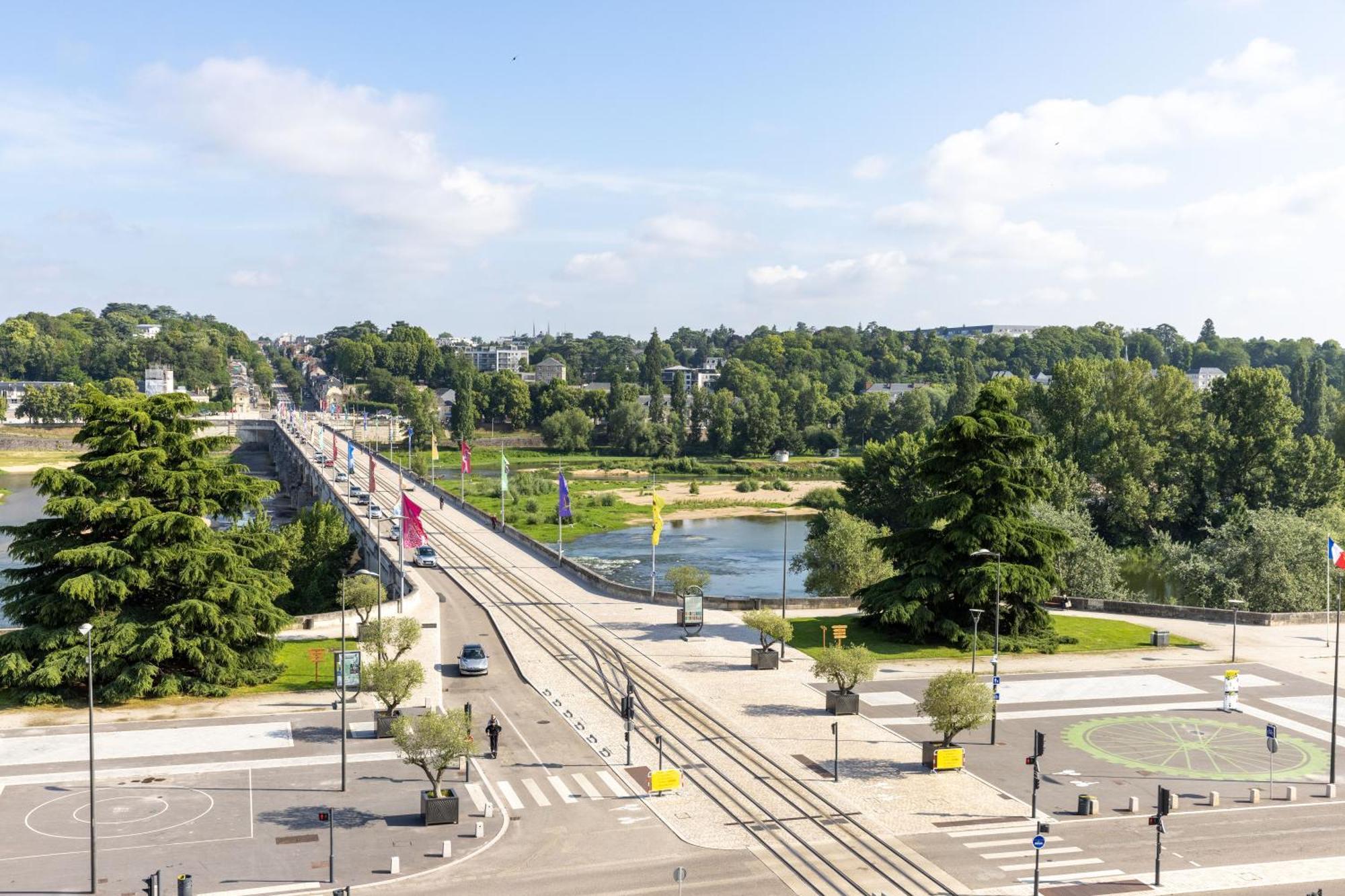 Hotel Hilton Garden Centre, France 4*