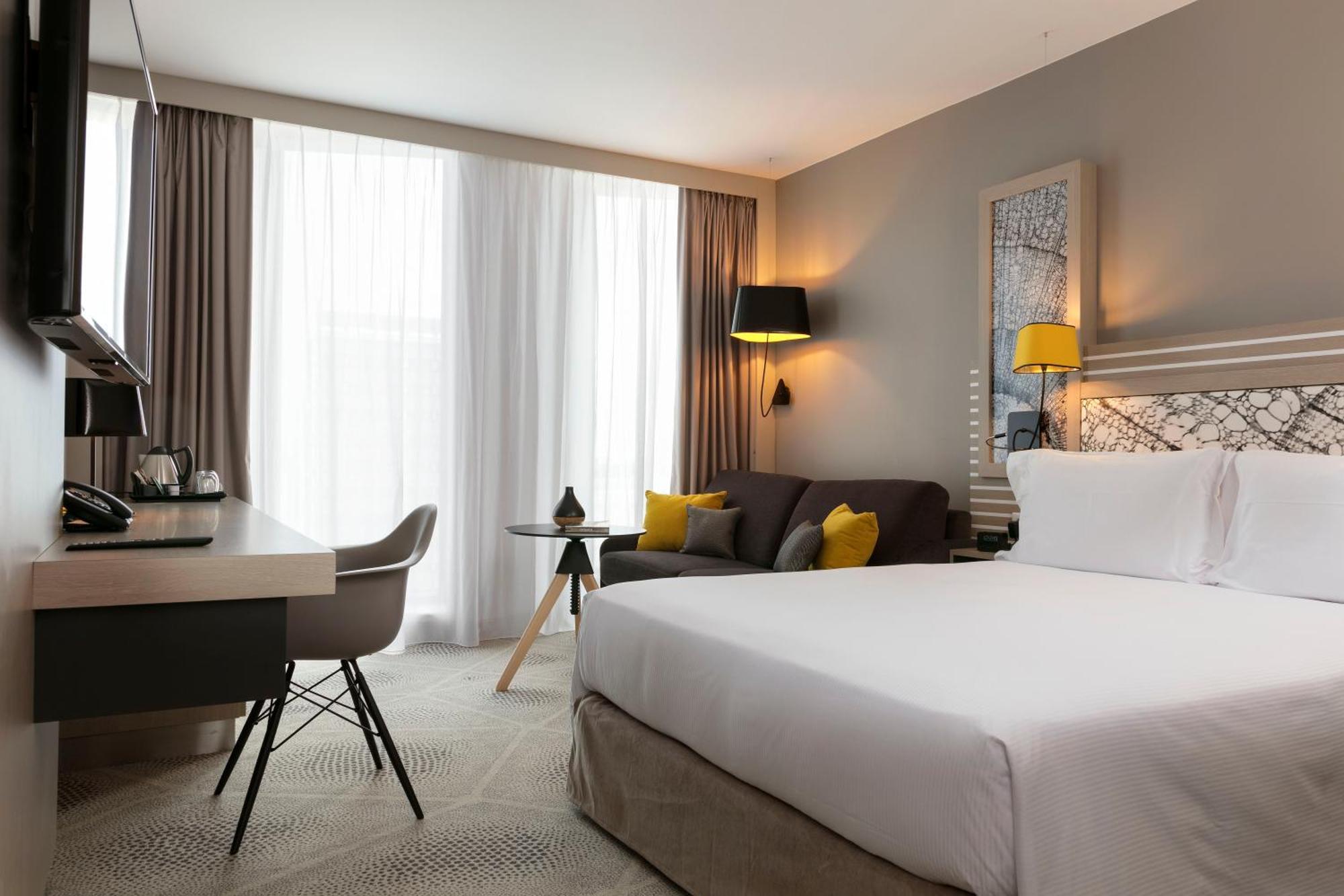 Hilton Garden Centre, France 4* Tours